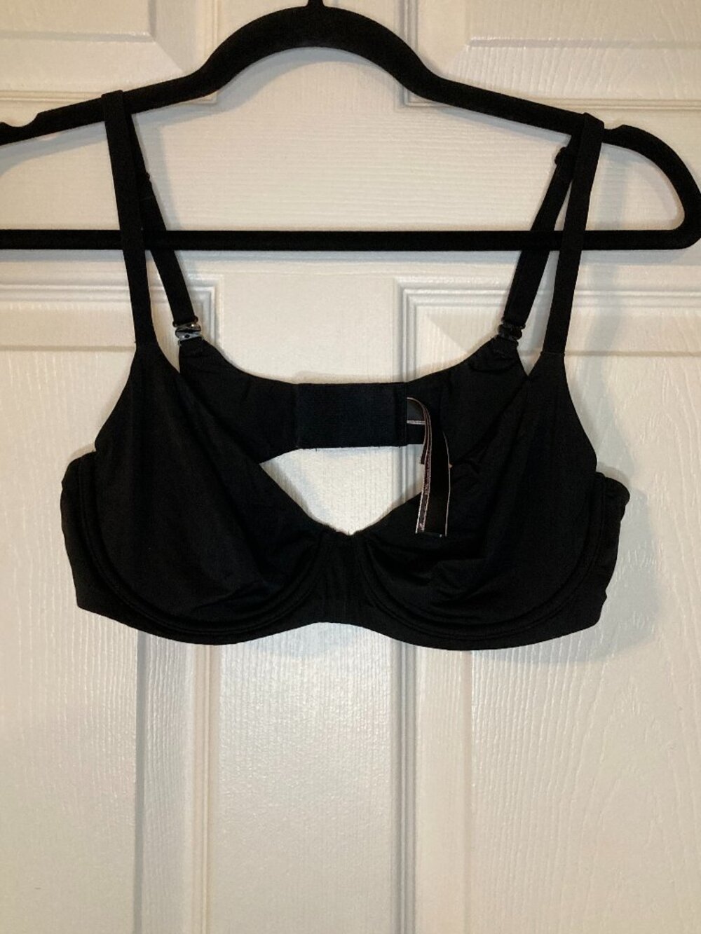 Victoria's Secret Black "Body By Victoria" Underwire Bra- No Padding - Size 36C